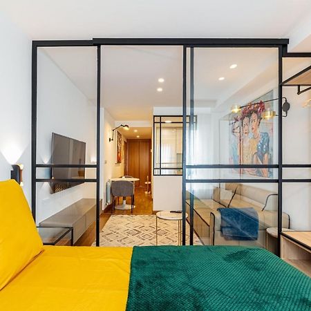 Suite Lujo Centro-Nautico-Cies+Parking Vigo Exterior photo